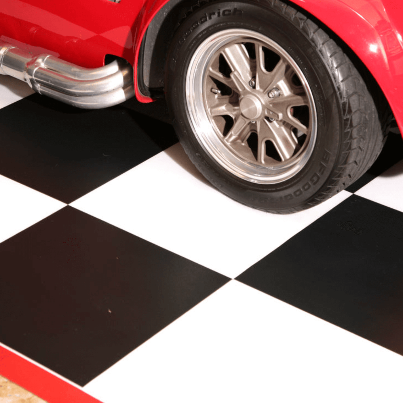 Welded Ceramic Checkerboard Roll Out Mat