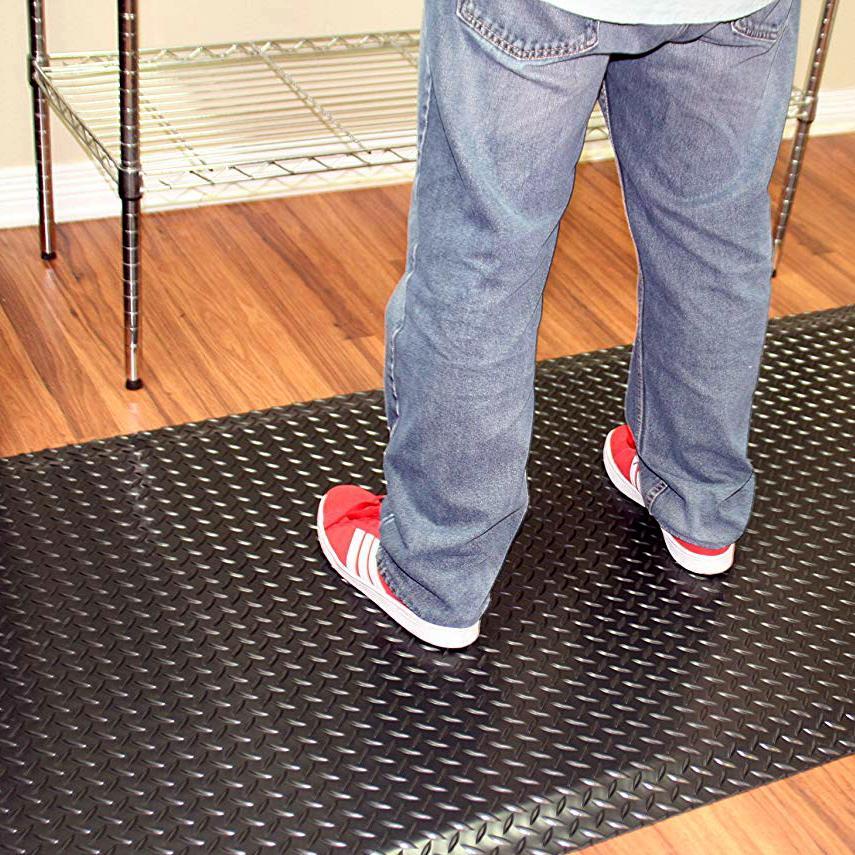 Diamond Plate Conductive Anti-Fatigue Mat with Ground Cord